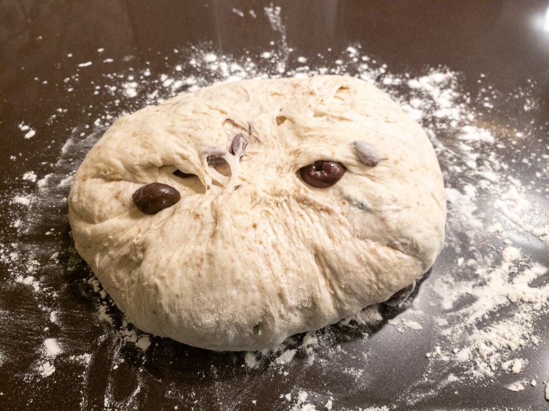 Massa de pão de azeitonas