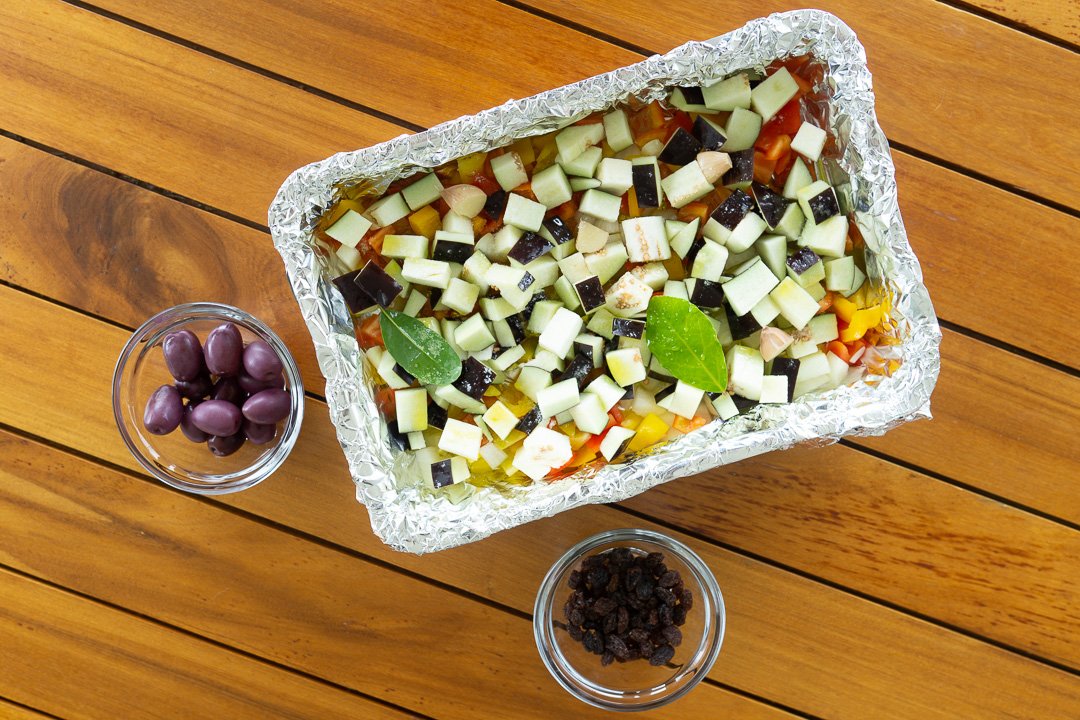 Antepasto pronto para ir ao forno