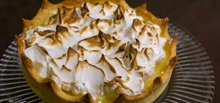 Torta de Limão com Merengue Suíço