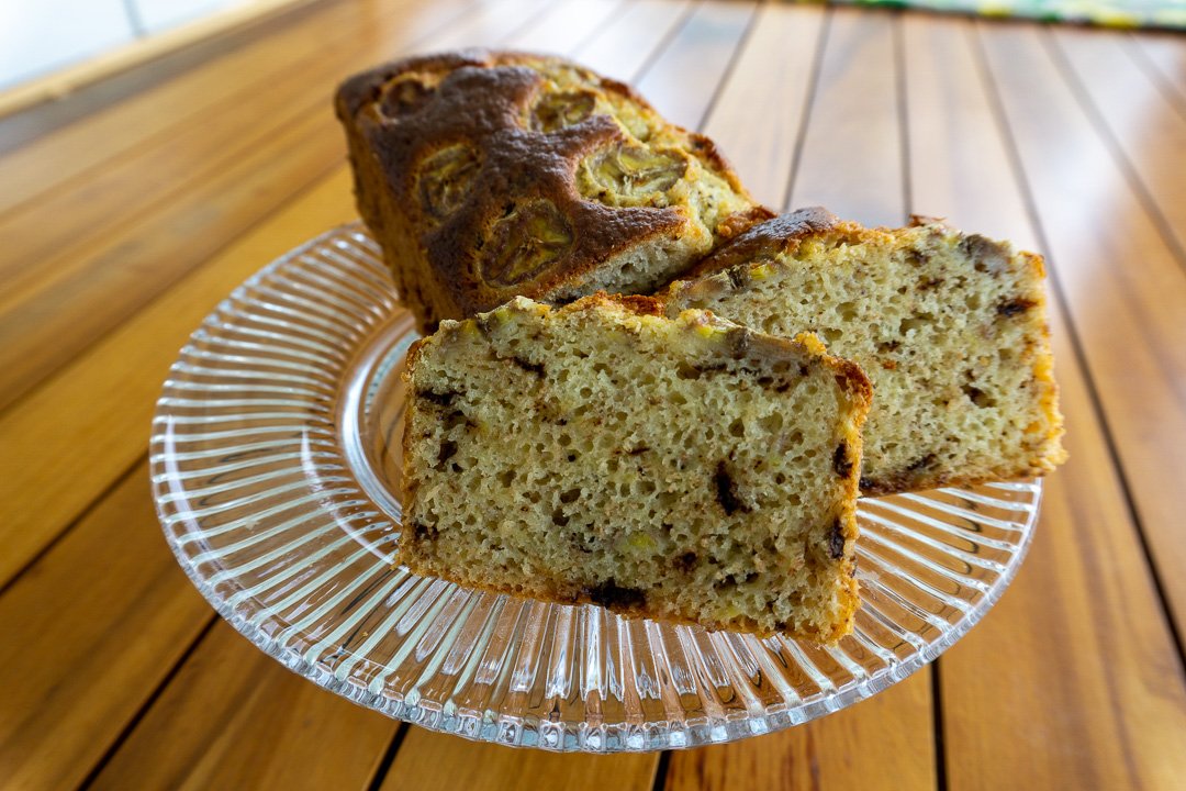 Bolo de banana com chocolate