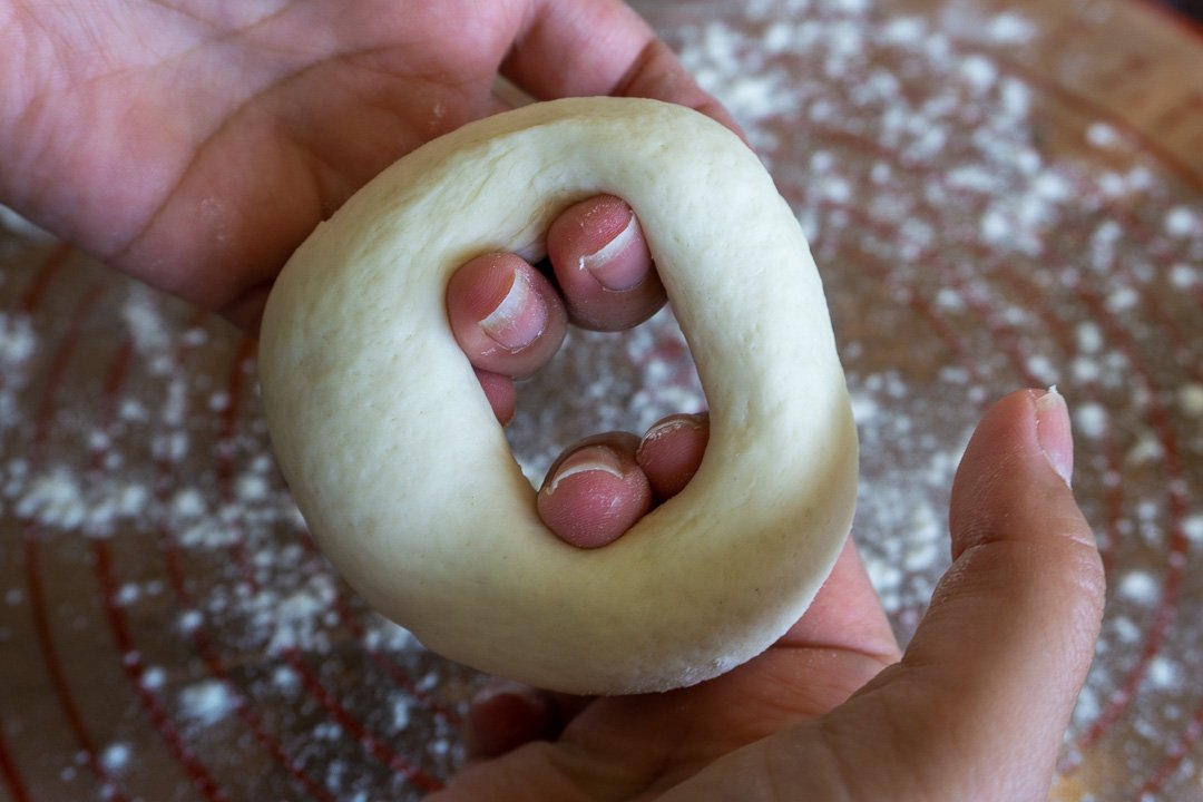 Moldando o bagel