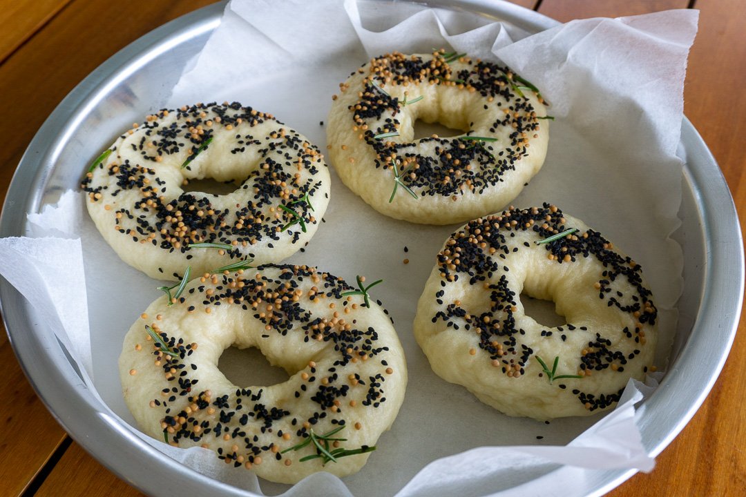 Bagels indo ao forno