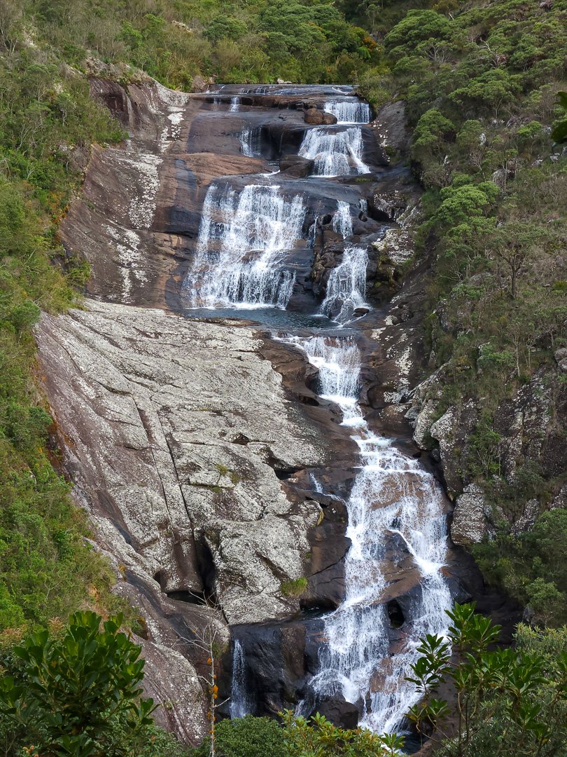 Cachoeira do Aurélio, Pedra Menina